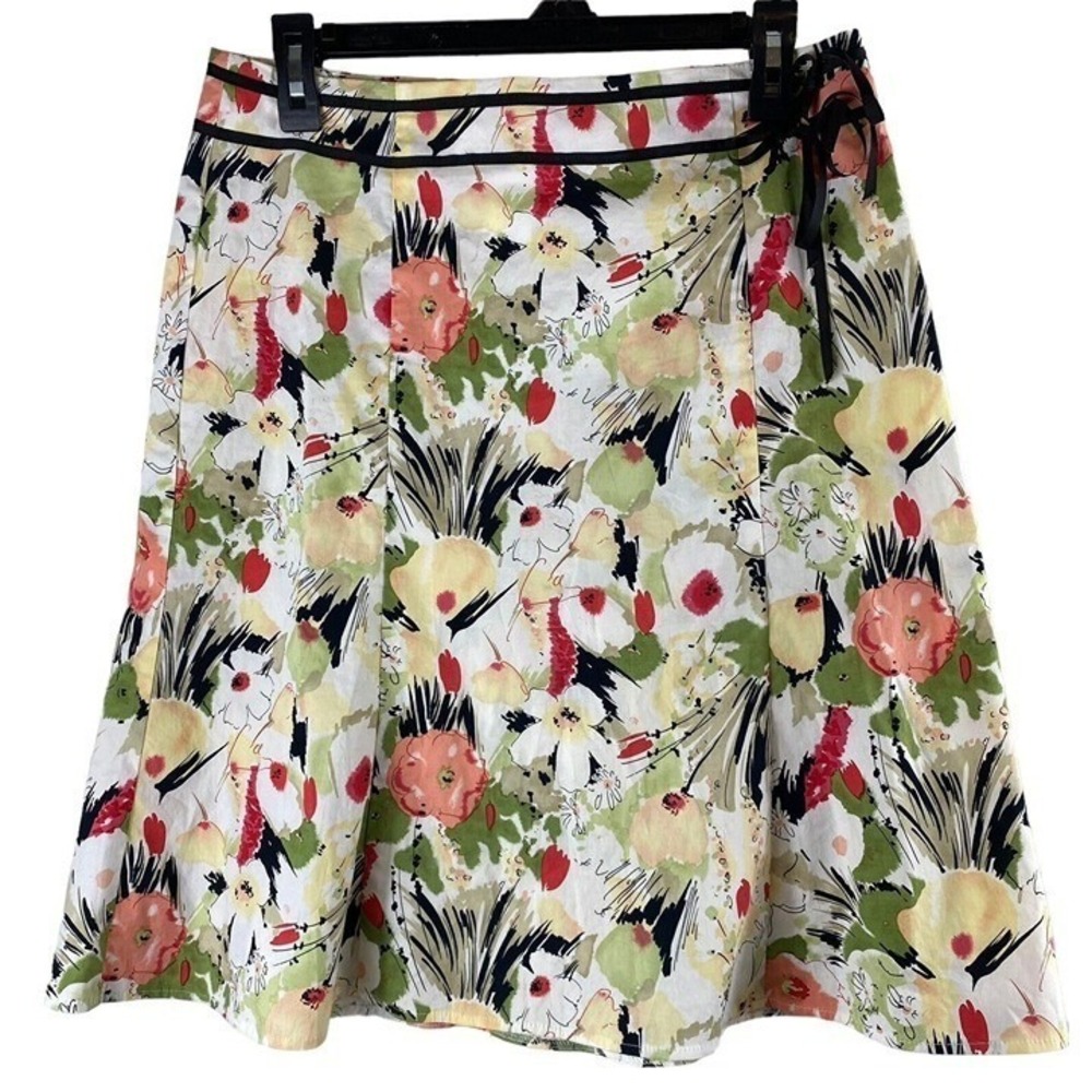 A. Byer size 9 floral skirt a line bow 30 in waist 23 in length Spring Summer